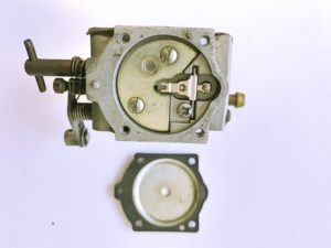 キャブレター内部