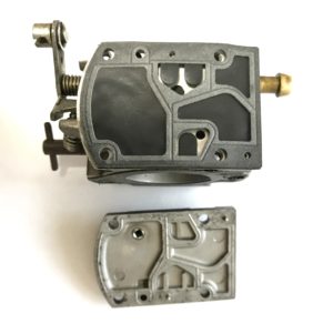 ポンプとバルブパーツ2枚が見える