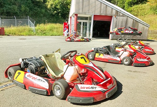 ナチュラサーキットの倉庫