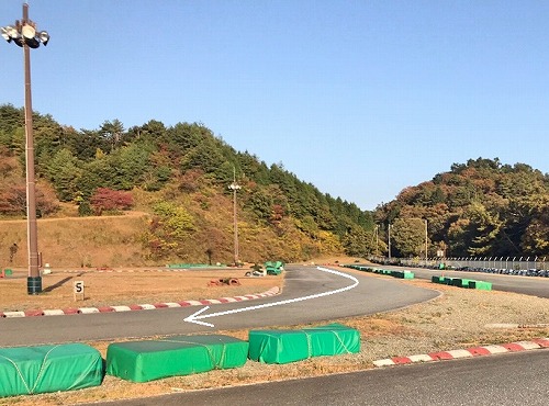 ストレートから５コーナーへ