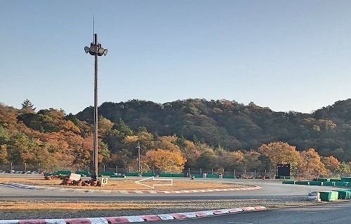 ６コーナーまでのライン