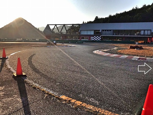 ７コーナーから見た６コーナー