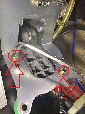 燃料ポンプの取り外し