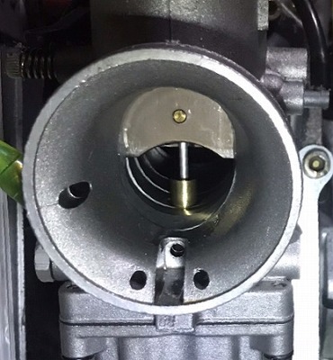 バルブが半分開いた状態