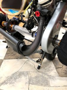 バンパーを外した状態だとこうなる