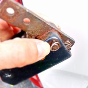 レバーのピンを外す