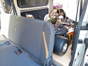 背もたれを起こしてもカートは入る