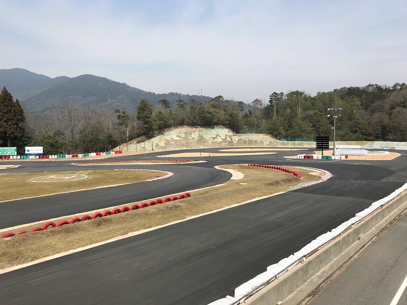 タマダの裏ストレート付近