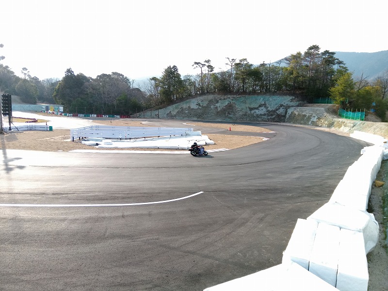 1コーナーから2コーナー