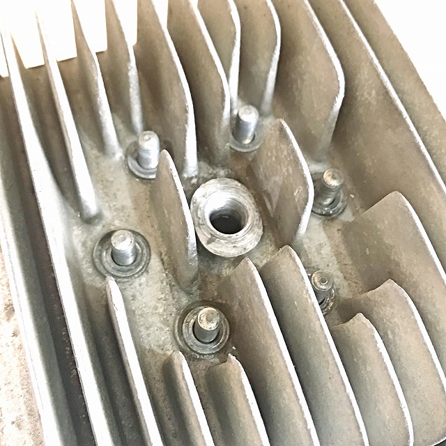 ヘッドボルトのワッシャー