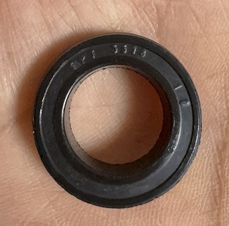 ブレーキピストンシール
φ22